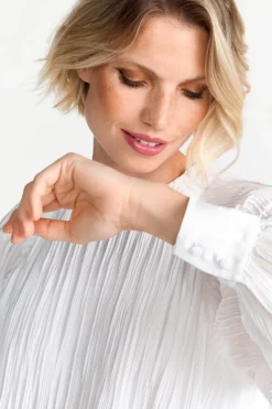 Ausgestellte Plissee-Bluse