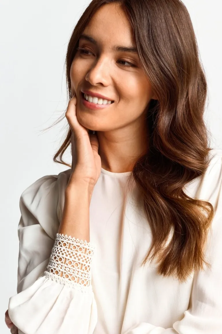 Bluse Mit Manschetten Aus Spitze