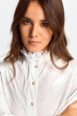 Bluse Mit Rüschenkragen