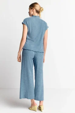 Figurbetontes Top In Crinkle-Optik