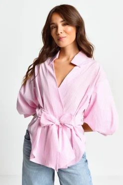 Gestreifte Wickelbluse