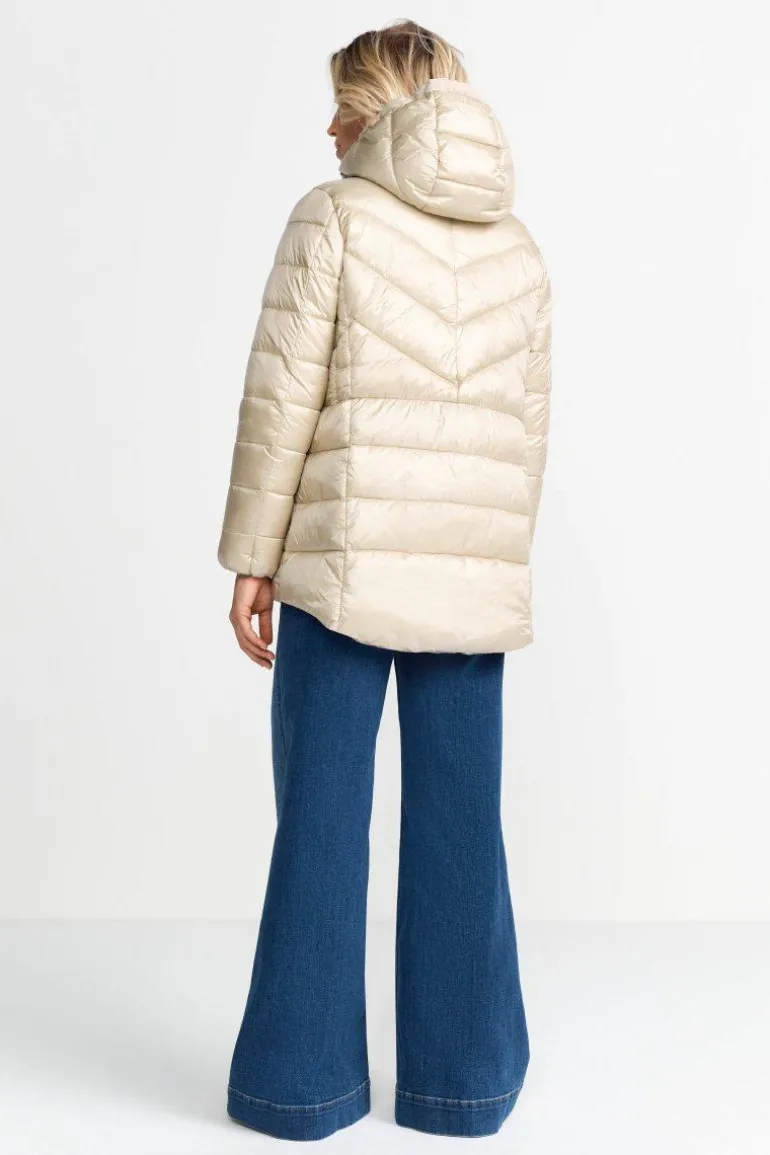 Glänzende Steppjacke