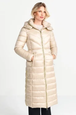 Glänzender Steppmantel