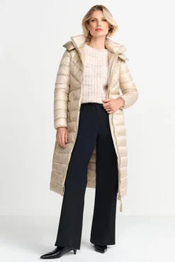 Glänzender Steppmantel