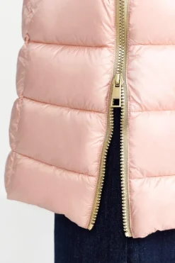 Glänzender Steppmantel