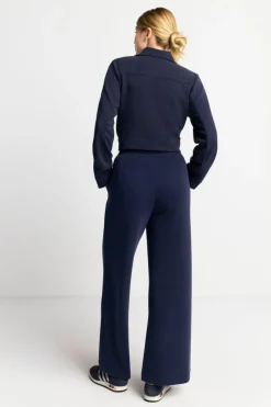 Kurze Jacke Mit Taschen