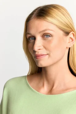 Nahtloser Strickpullover