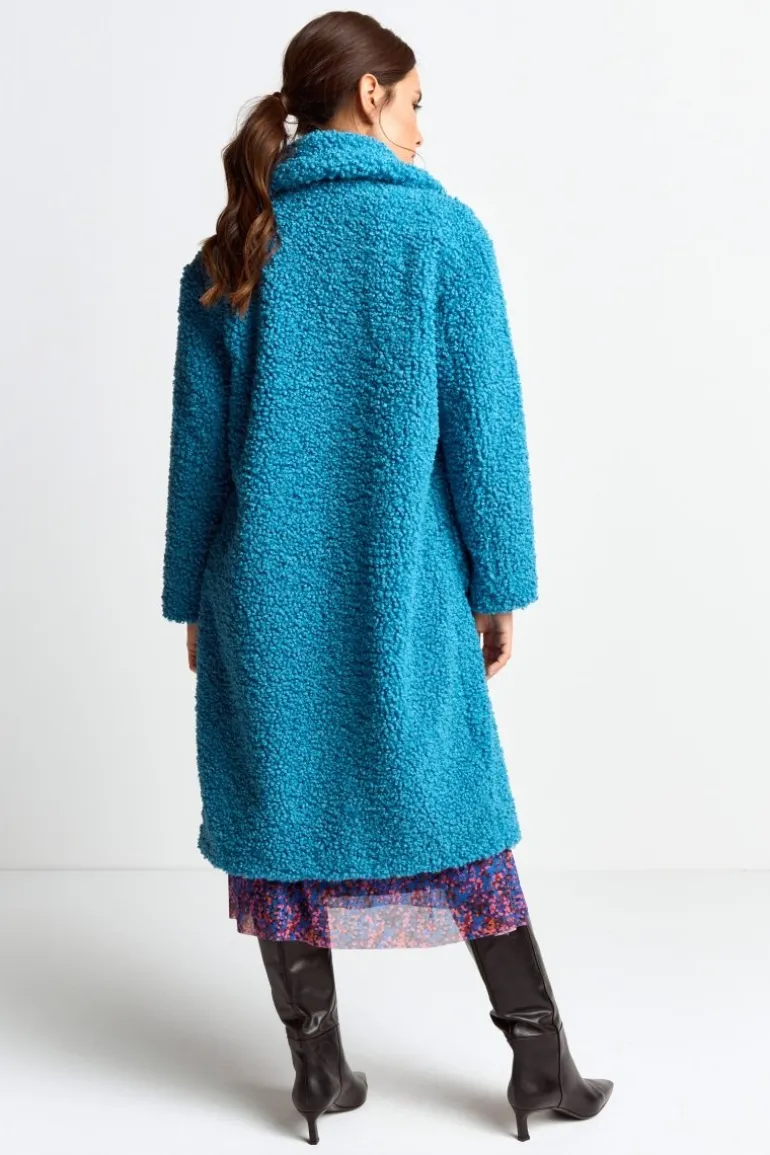 Oversized-Mantel Aus Teddyfell