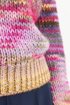 Pullover Aus Buntem Melange-Strick