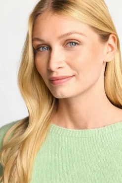 Strickpullover Aus Weichem Materialmix